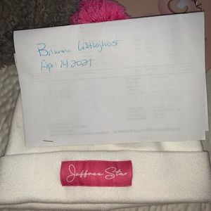 Jeffree star LE winter 2020 beanie